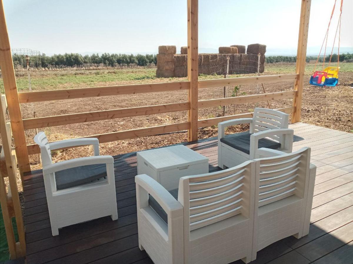 אצל דוד בכפר Apartment Kfar Gidon Exterior photo